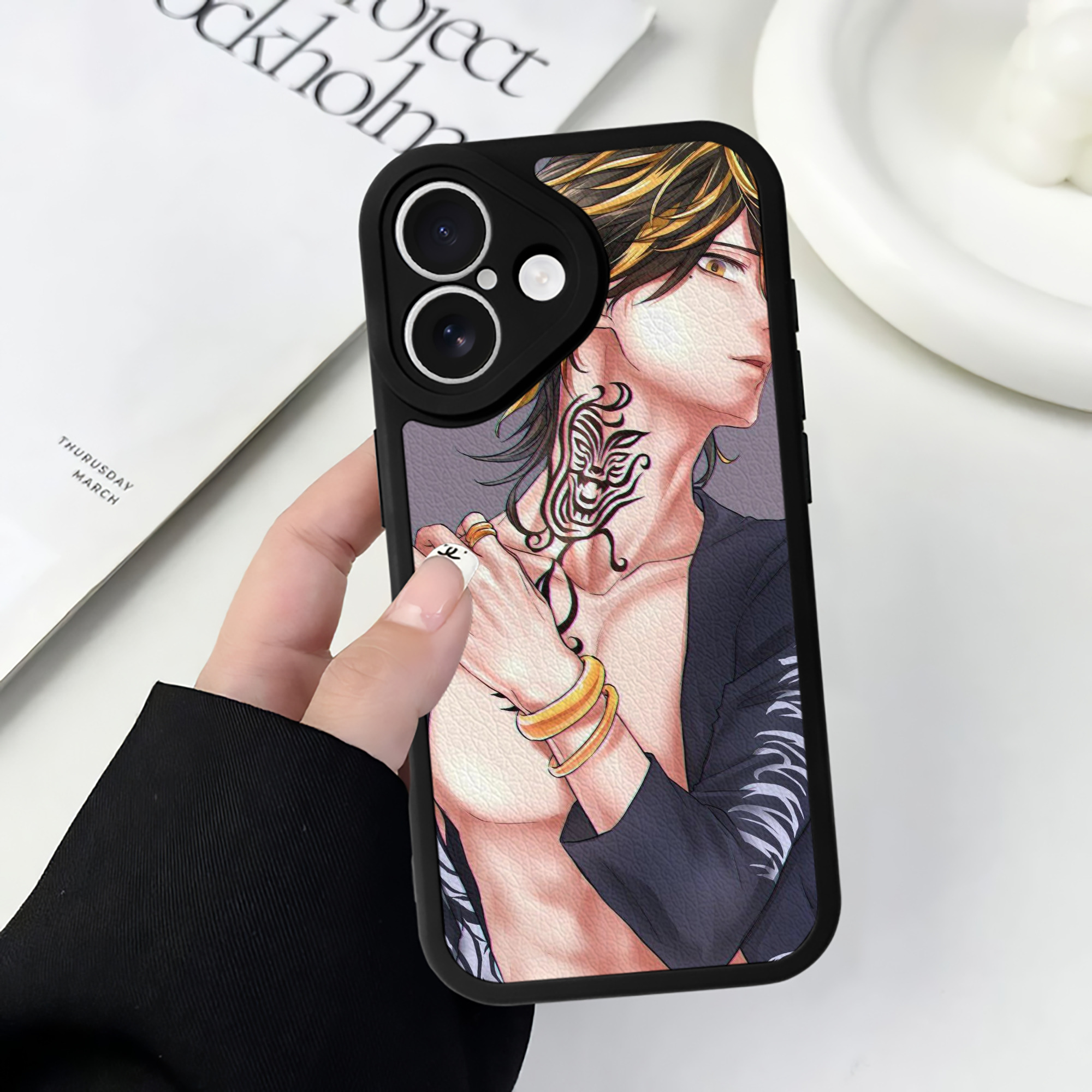 （画像用） 東京リベンジャーズ Tokyo Revengers 【iPhone 16シリーズ対応】シリコンスマホケース（レザー調） 材質：シリコン